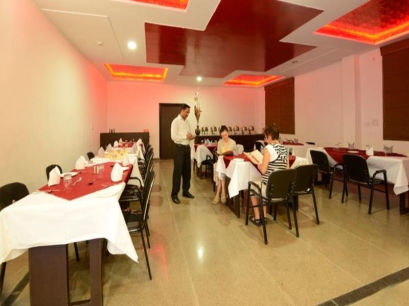 Hotel Taj Galaxy Agra (Uttar Pradesh)